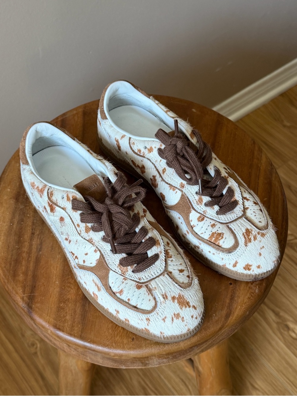 ALOHAS Brown & White Bambi Print Sneakers - Picture 2 of 5